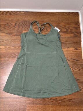PowerChill Sleeveless Strappy Shelf-Bra Dress w/built in shorts in Green size XL